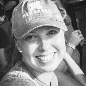 Meet your Posher, Lena